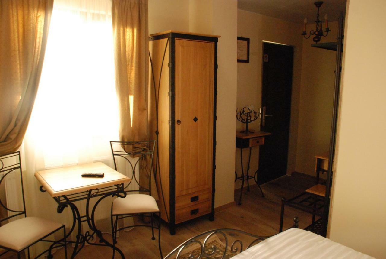 Casa Gotica Pensión Braşov